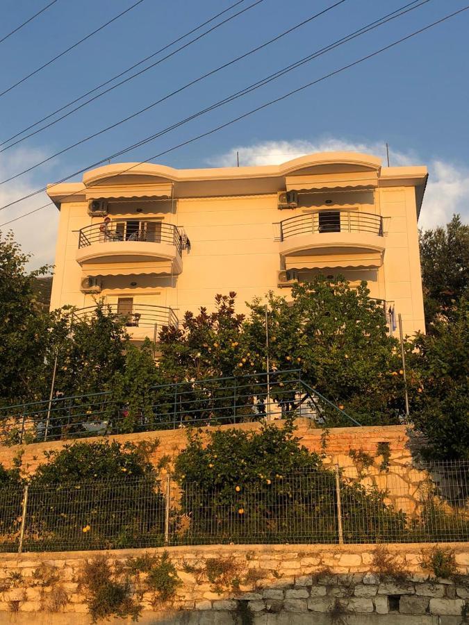 Apartments Vila Emiliano Borsh Eksteriør billede