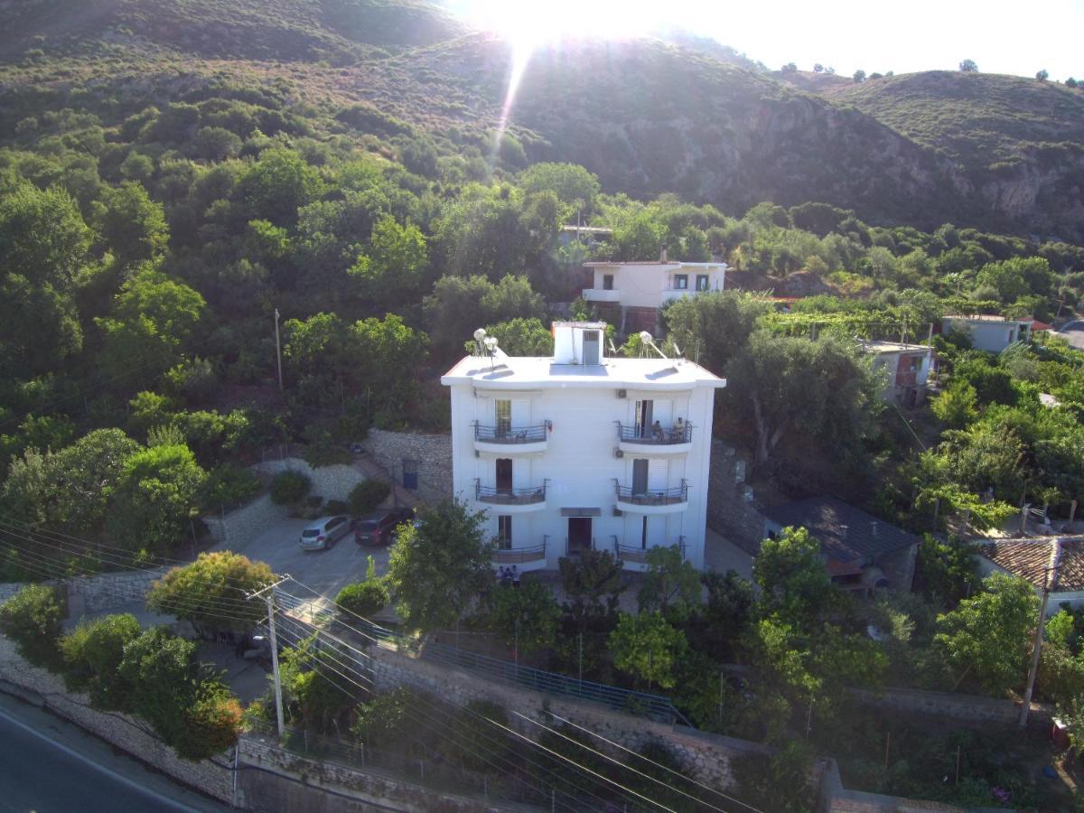 Apartments Vila Emiliano Borsh Eksteriør billede